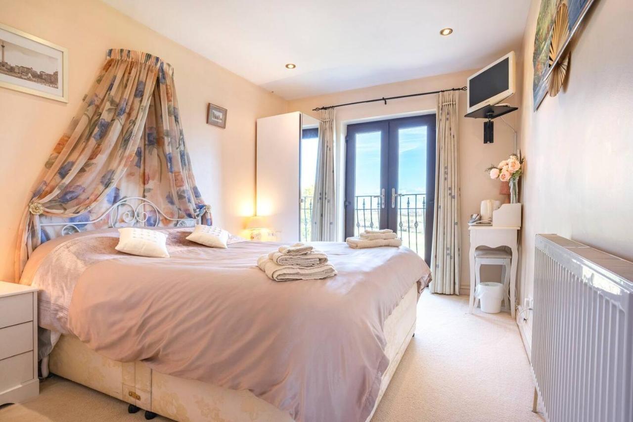 Willow Ridge - A Large Country House With 3 Rental Rooms Clutton Экстерьер фото