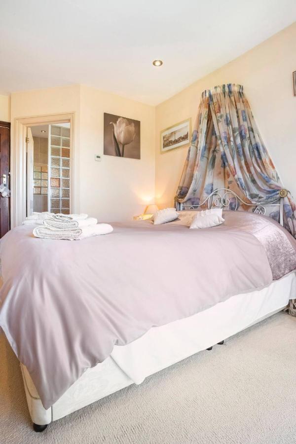 Willow Ridge - A Large Country House With 3 Rental Rooms Clutton Экстерьер фото