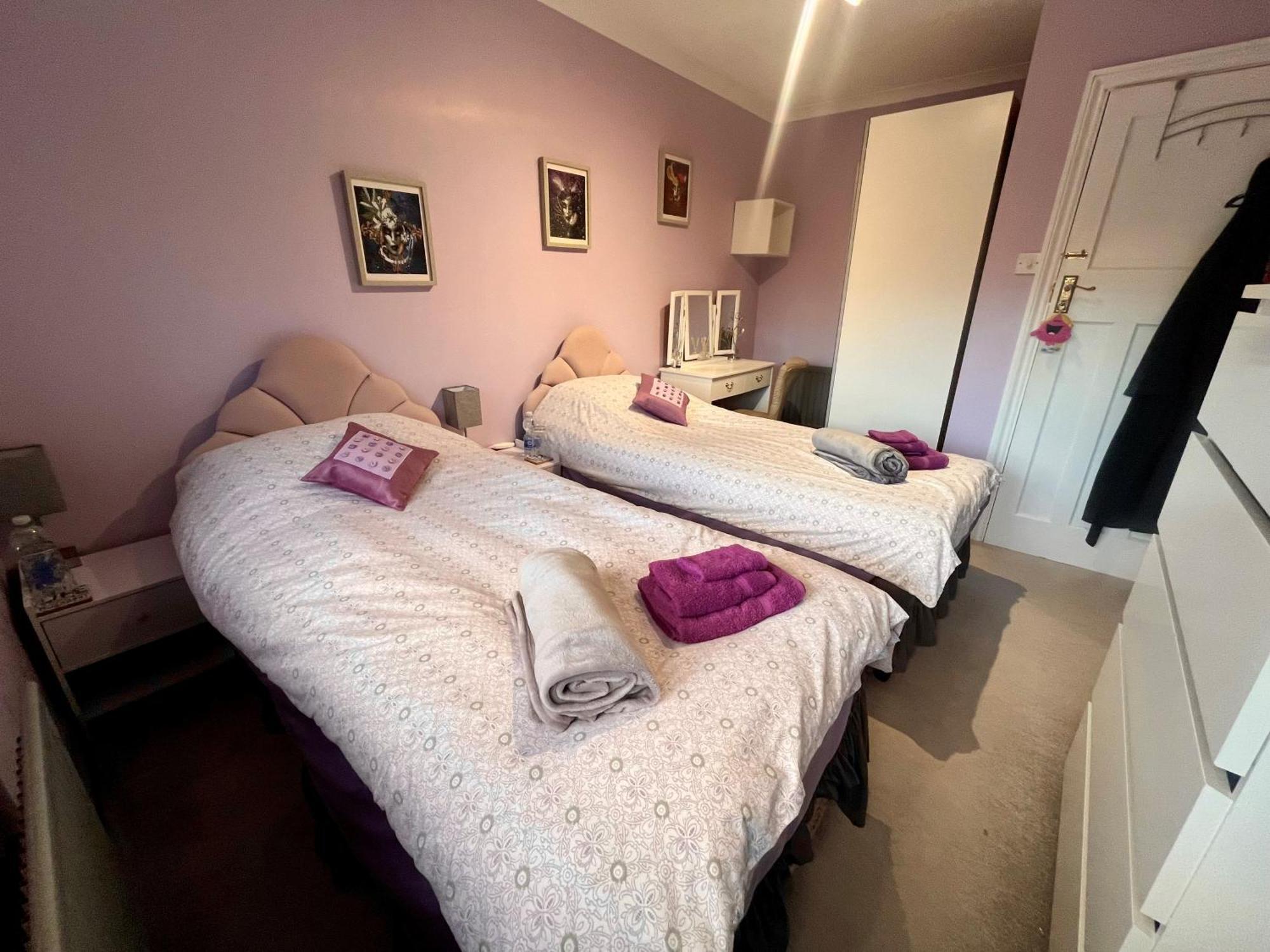 Willow Ridge - A Large Country House With 3 Rental Rooms Clutton Экстерьер фото